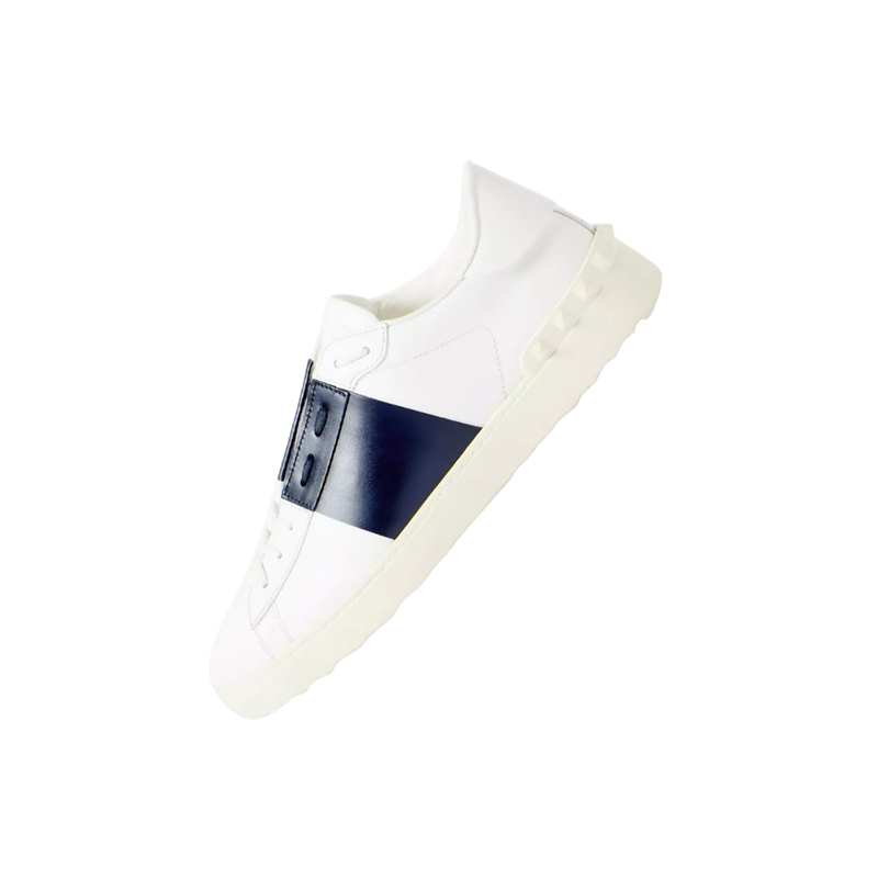STUDDED | SNEAKER