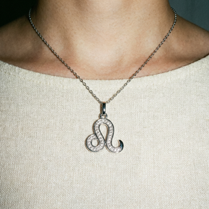 MOISSANITE ZODIAC SIGN - LEO